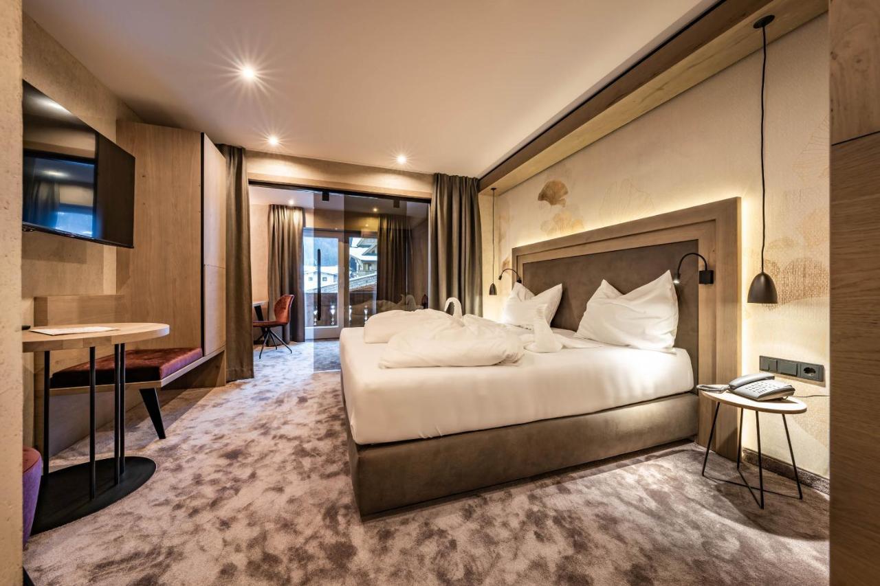 Hotel Gasthof Bruecke Mayrhofen Bagian luar foto