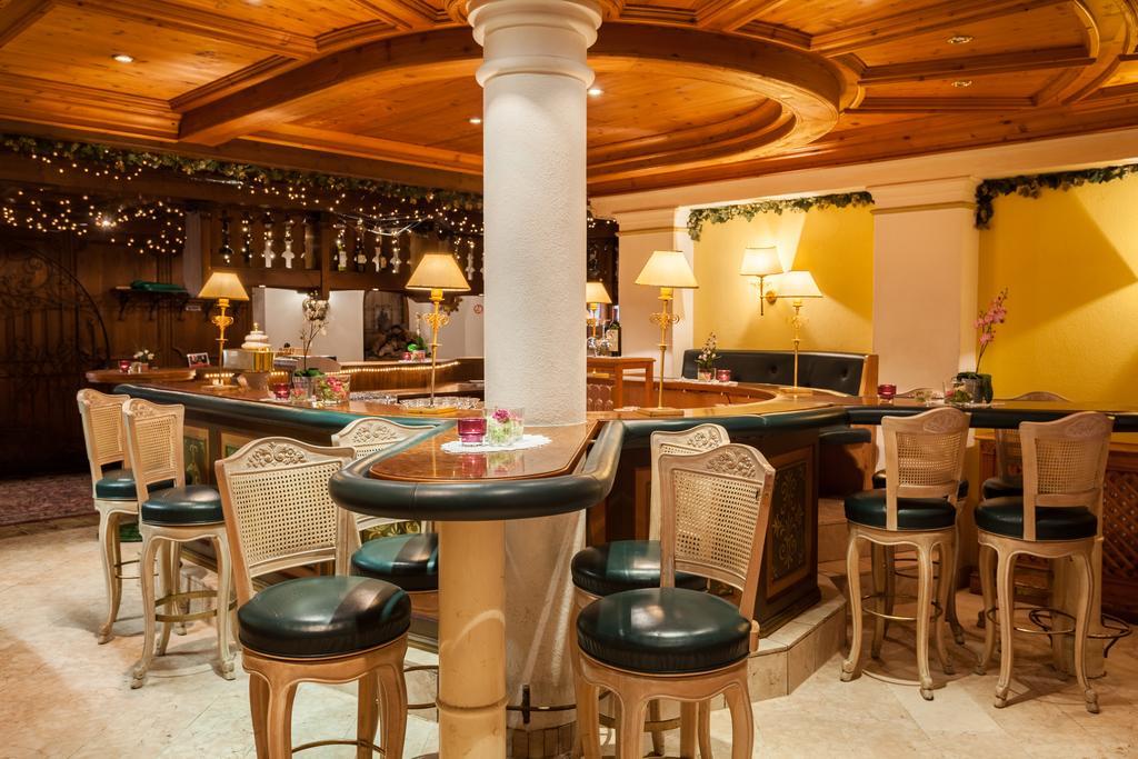 Hotel Gasthof Bruecke Mayrhofen Bagian luar foto