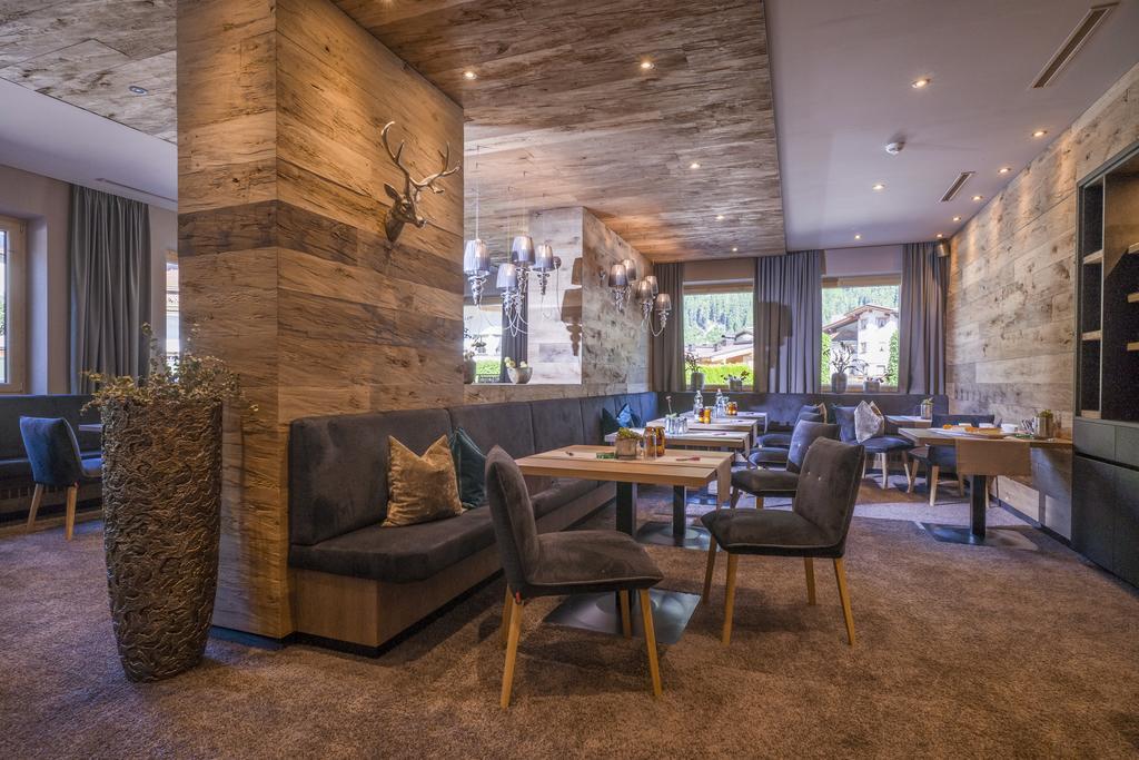 Hotel Gasthof Bruecke Mayrhofen Bagian luar foto